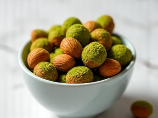 Matcha Almond Clusters